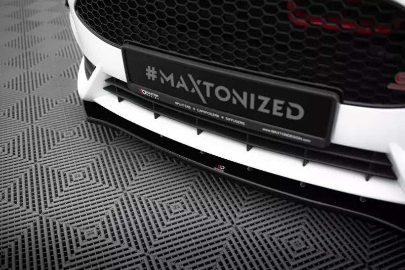 Maxton Design Frontlippe V.1 für Fiesta ST Mk7 Facelift 2013-2016 Hochglanz schwarz – Ansicht 3