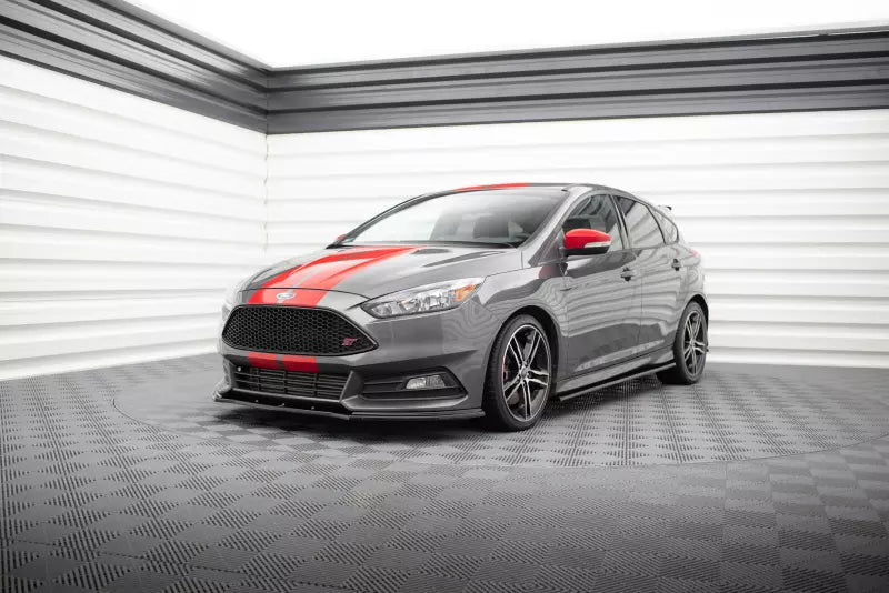 Maxton Design Frontlippe V.1 für Ford Focus ST Mk3 Facelift Hochglanz schwarz – Ansicht 4