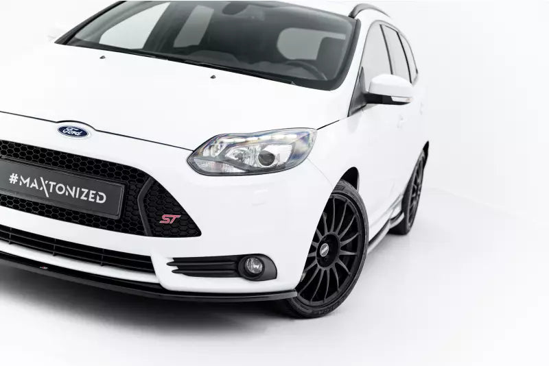 Maxton Design Frontlippe V.2 für Ford Focus ST Mk3 vor Facelift Hochglanz schwarz – Ansicht 1