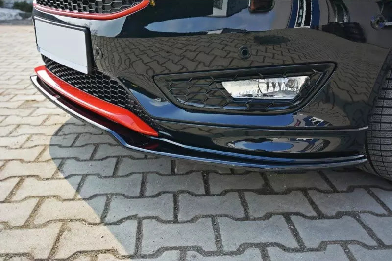 Maxton Design Frontlippe V.2 für Ford Focus ST-Line Mk3 Facelift Hochglanz schwarz – Ansicht 3
