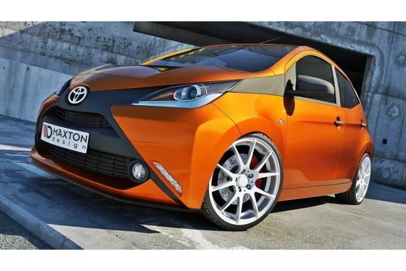 Maxton Design Frontlippe für Toyota Aygo 2 Hochglanz schwarz – Ansicht 1