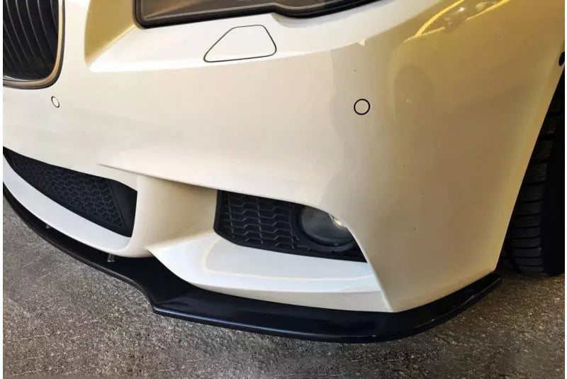 Maxton Design Frontlippe V.1 für BMW 5er F10 / F11 M Paket Hochglanz schwarz – Ansicht 3