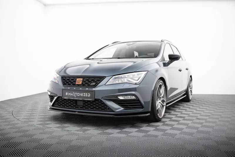 Maxton Design Frontlippe V.2 für Seat Leon 3 (Typ 5F) Cupra / FR Facelift Hochglanz schwarz – Ansicht 1