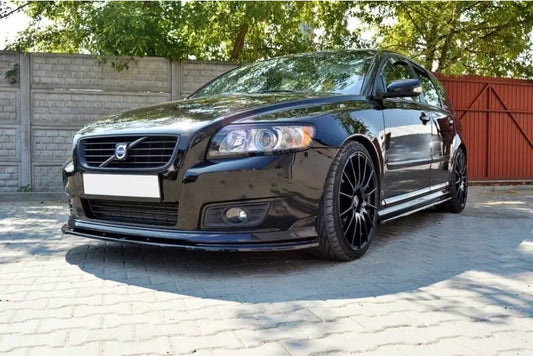 Maxton Design Frontlippe V.1 für Volvo V50F R-Design Hochglanz schwarz – Ansicht 1