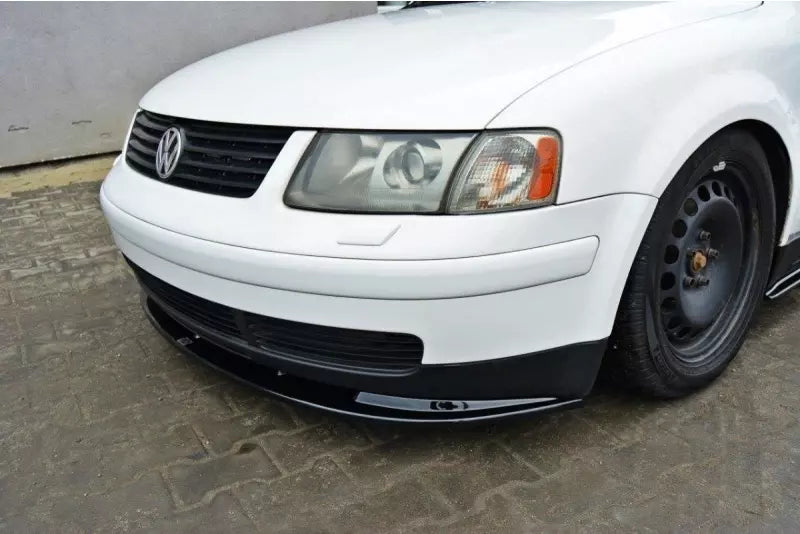 Maxton Design Frontlippe für VW Passat B5 Hochglanz schwarz – Ansicht 1