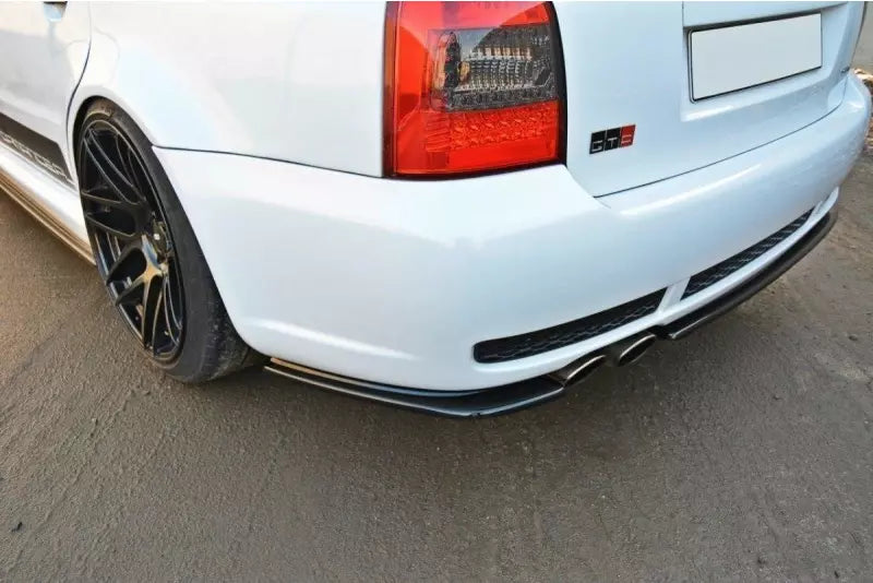 Maxton Design Heckdiffusor für Audi RS4 B5 Hochglanz schwarz – Ansicht 1
