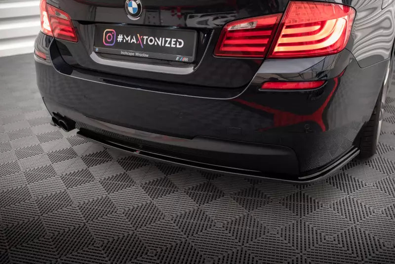 Maxton Design Heckdiffusor für BMW 5er F10 M Paket Hochglanz schwarz – Ansicht 1