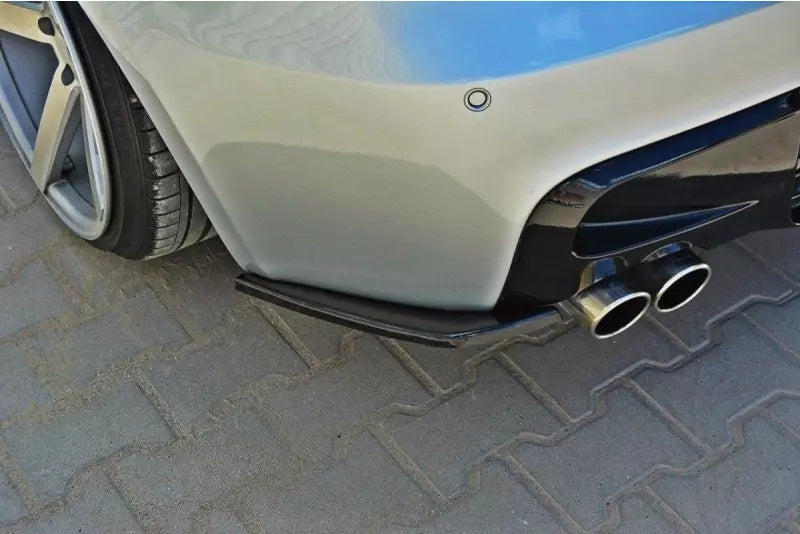 Maxton Design Diffusor Flaps für BMW 1er E87 Standard / M Performance Hochglanz schwarz – Ansicht 1