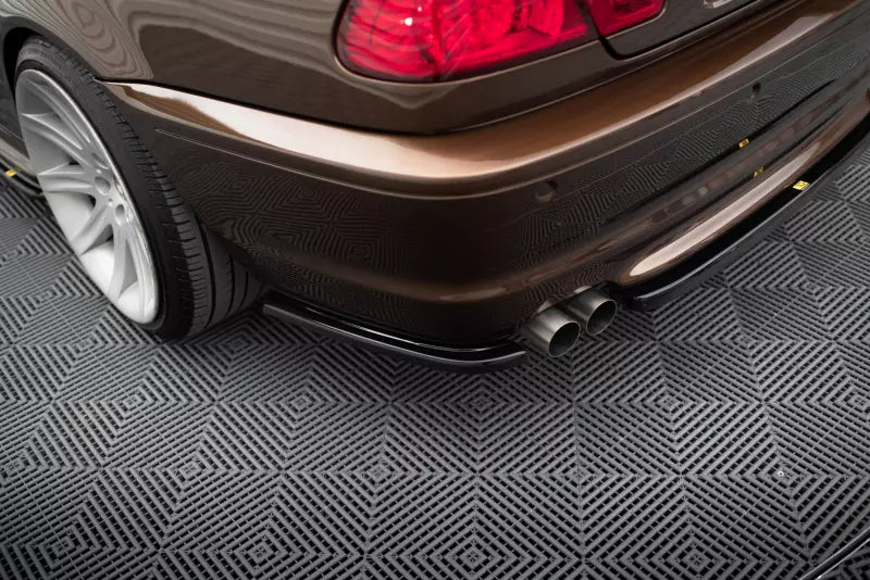 Maxton Design Diffusor Flaps für BMW 3er E46 M-Paket Coupe / Cabrio Hochglanz schwarz – Ansicht 1