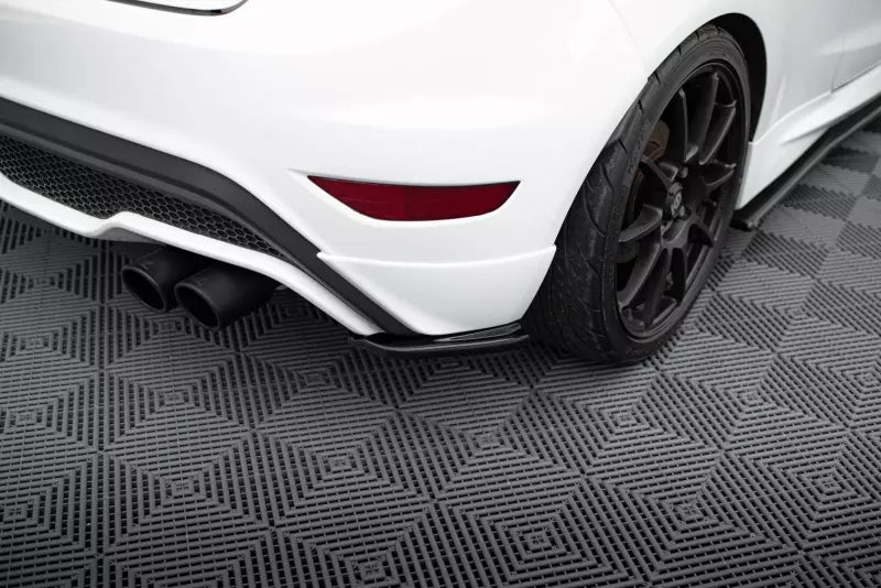 Maxton Design Diffusor Flaps für Ford Fiesta ST / ST-Line / Zetec S Mk7 Facelift Hochglanz schwarz – Ansicht 3