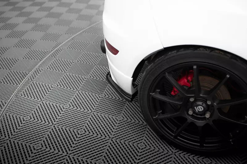 Maxton Design Diffusor Flaps für Ford Fiesta ST / ST-Line / Zetec S Mk7 Facelift Hochglanz schwarz – Ansicht 4