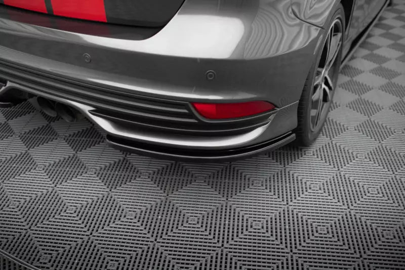 Maxton Design Diffusor Flaps V.1 für Ford Focus ST Mk3 Facelift Hochglanz schwarz – Ansicht 1