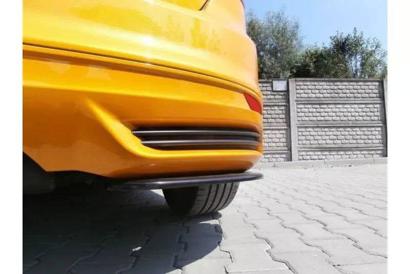 Maxton Design Diffusor Flaps für Ford Focus ST Mk3 vor Facelift Hochglanz schwarz – Ansicht 3
