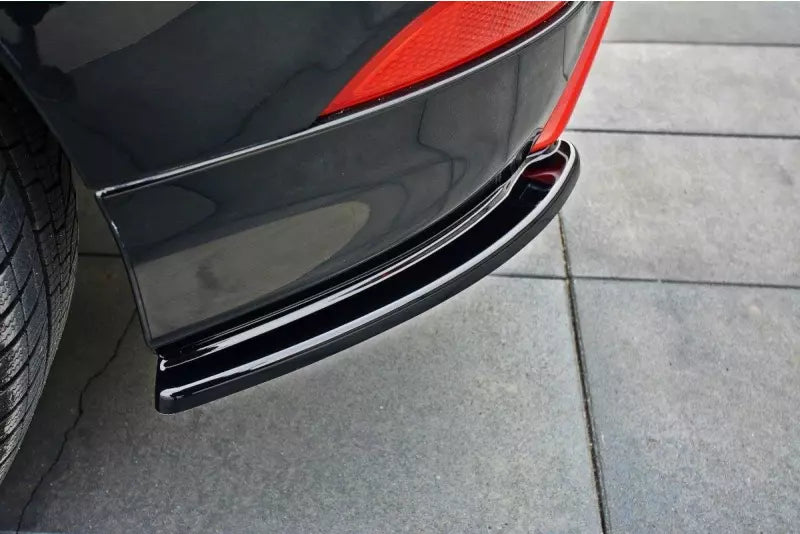 Maxton Design Diffusor Flaps für Ford Focus ST-Line Mk3 Facelift Hochglanz schwarz – Ansicht 1