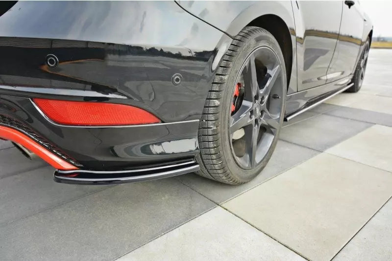 Maxton Design Diffusor Flaps für Ford Focus ST-Line Mk3 Facelift Hochglanz schwarz – Ansicht 3