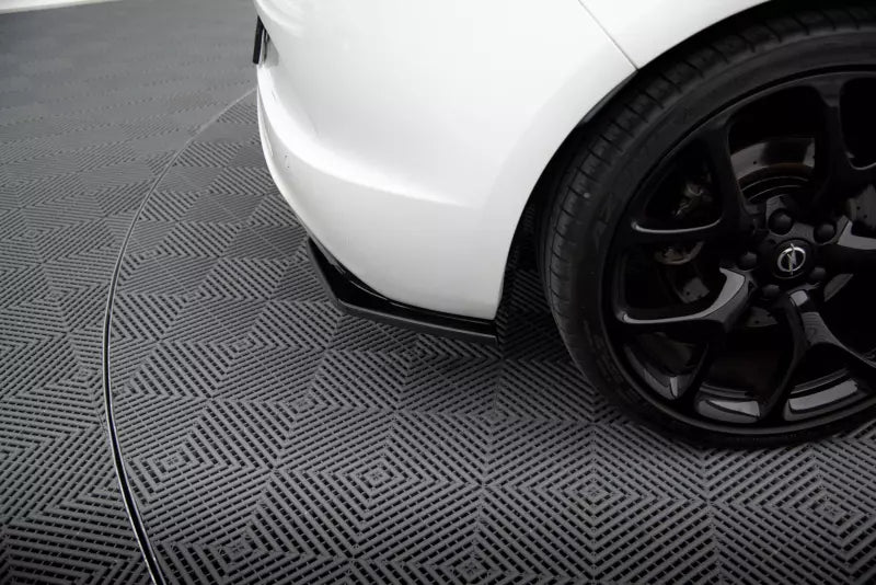 Maxton Design Diffusor Flaps für Opel Astra J OPC / VXR Hochglanz schwarz – Ansicht 3