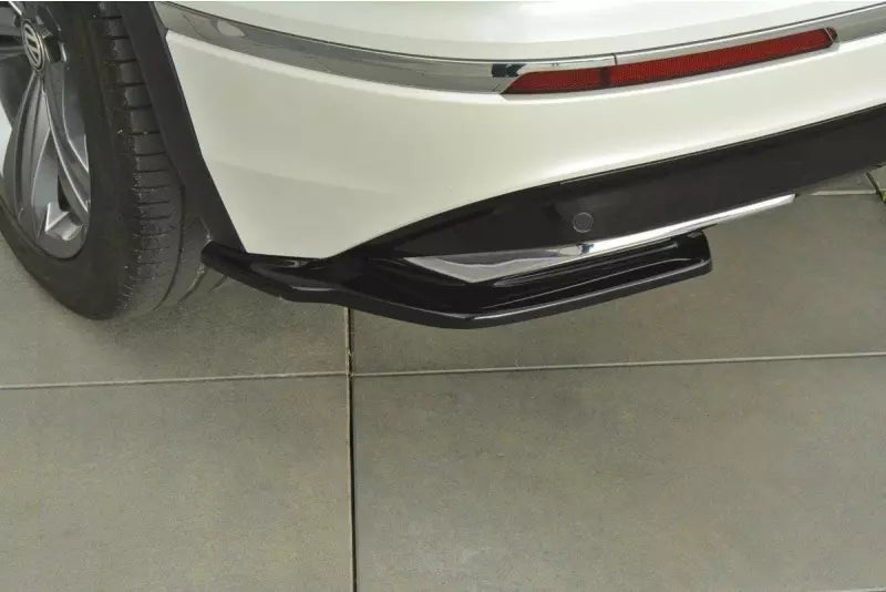 Maxton Design Diffusor Flaps für VW Tiguan 2 R-Line Hochglanz schwarz – Ansicht 3