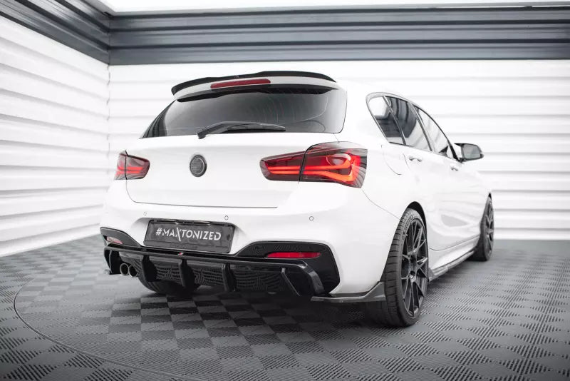Maxton Design Heckspoiler Lippe V.1 für BMW 1er F20 / F21 Standard / M-Paket / M140i (2011-2019) Hochglanz schwarz – Ansicht 2