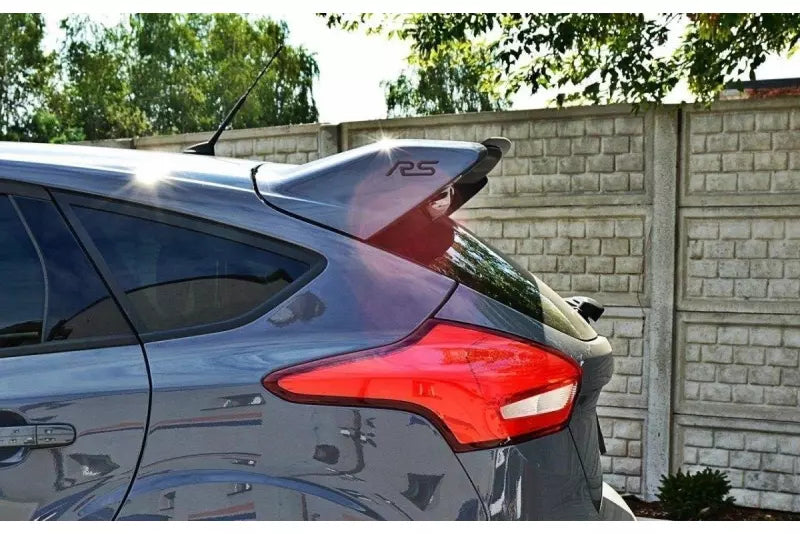 Maxton Design Heckspoiler Lippe V.1 für Ford Focus RS Mk3 Hochglanz schwarz – Ansicht 3