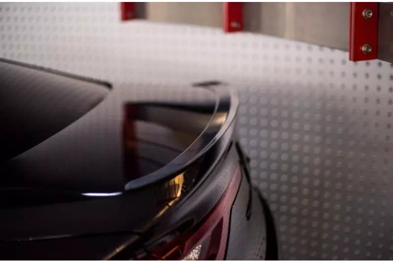Maxton Design Heckspoiler Lippe für Renault Talisman Hochglanz schwarz – Ansicht 1