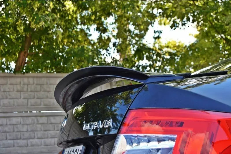 Maxton Design Heckspoiler Lippe für Skoda Octavia RS 3 III 5E (vor und nach Facelift) Hochglanz schwarz – Ansicht 2