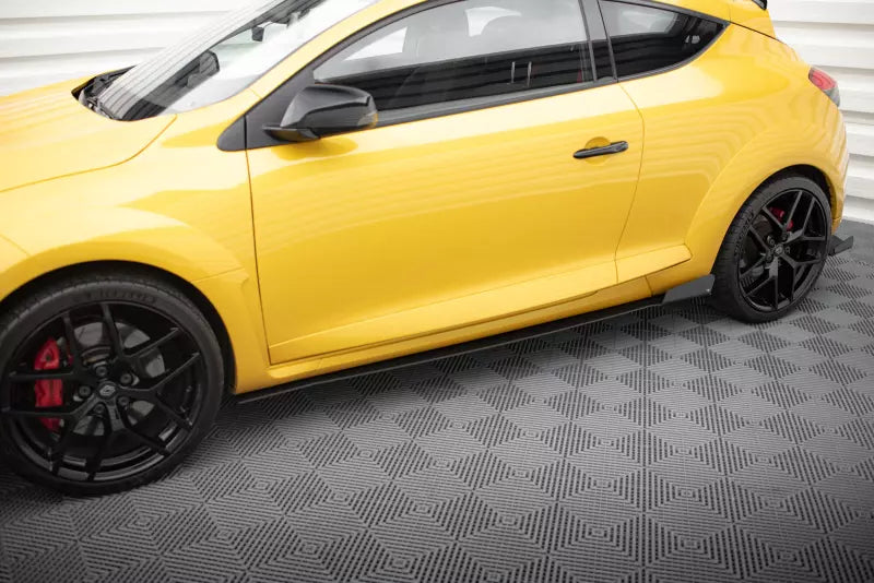 Maxton Design Street Pro Seitenschweller (Paar) für Renault Megane 3 RS – Ansicht 2
