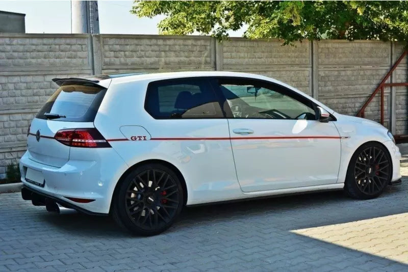 Maxton Design Street Pro Heckdiffusor für VW Golf 7 GTI / GTD matt schwarz – Ansicht 4