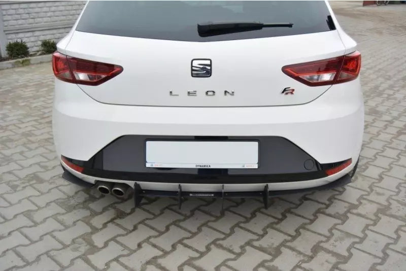 Maxton Design Street Pro Heckdiffusor für Seat Leon 3 (Typ 5F) FR – Ansicht 1