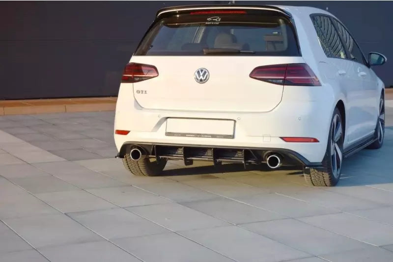 Maxton Design Street Pro Heckdiffusor für VW Golf 7 GTI Facelift ab 03/2017 – Ansicht 2