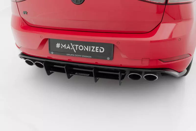 Maxton Design Street Pro Heckdiffusor für VW Golf 7 R Facelift ab 03/2017 – Ansicht 1