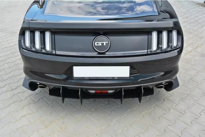 Maxton Design Street Pro Heckdiffusor für Ford Mustang GT Mk6 – Ansicht 1
