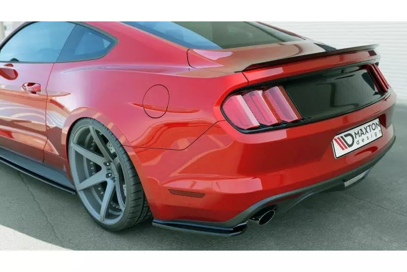 Maxton Design Diffusor Flaps für Ford Mustang Mk6 Hochglanz schwarz – Ansicht 1