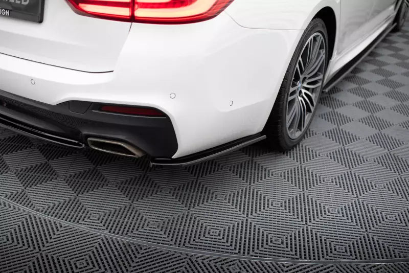Maxton Design Diffusor Flaps für BMW 5er G30 / G31 M Paket Hochglanz schwarz – Ansicht 1