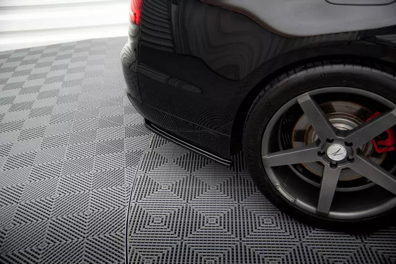 Maxton Design Diffusor Flaps für Audi A8 D4 Hochglanz schwarz – Ansicht 3