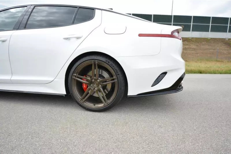 Maxton Design Diffusor Flaps für Kia Stinger GT Hochglanz schwarz – Ansicht 2