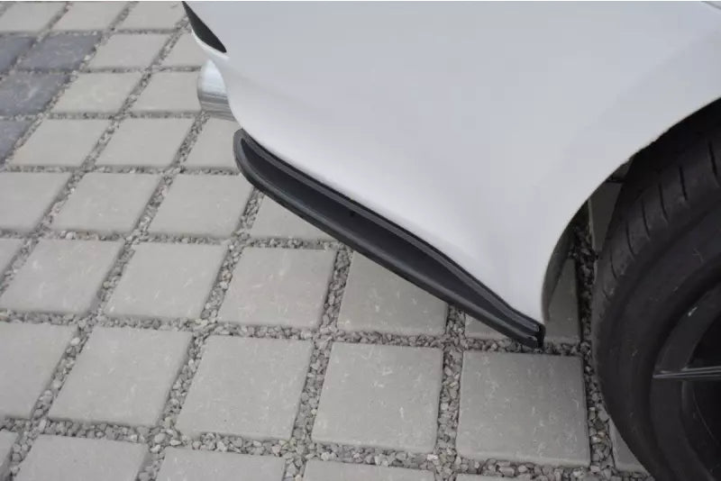 Maxton Design Diffusor Flaps für Lexus IS Mk2 Hochglanz schwarz – Ansicht 2