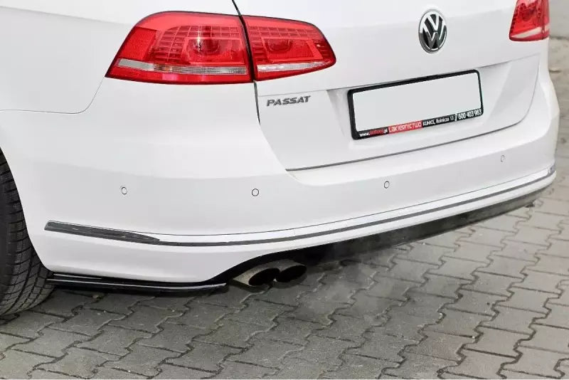Maxton Design Diffusor Flaps für VW Passat B7 R-Line Variant Hochglanz schwarz – Ansicht 1