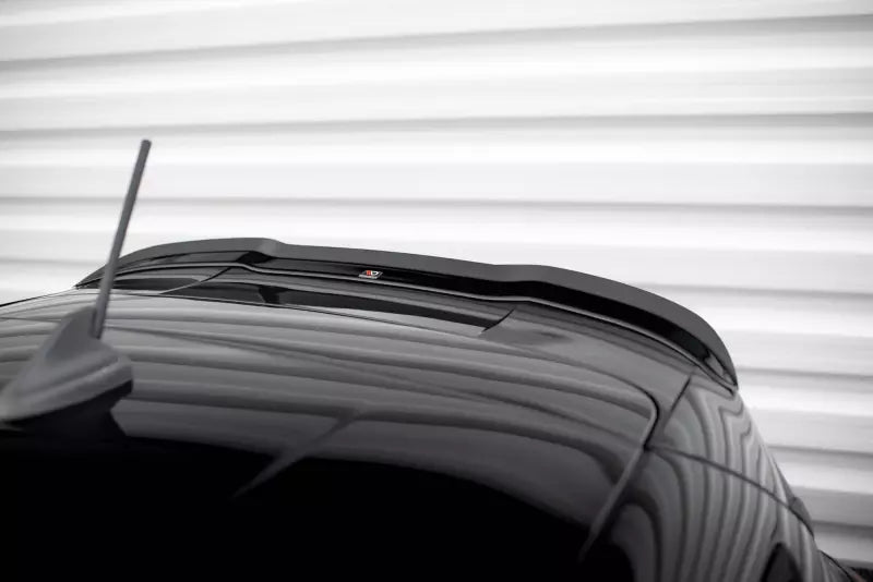 Maxton Design Heckspoiler Lippe für Ford Fiesta ST / ST-Line Mk8 Hochglanz schwarz – Ansicht 3