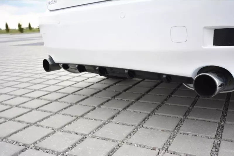 Maxton Design Heckdiffusor für Lexus IS Mk2 Hochglanz schwarz – Ansicht 3