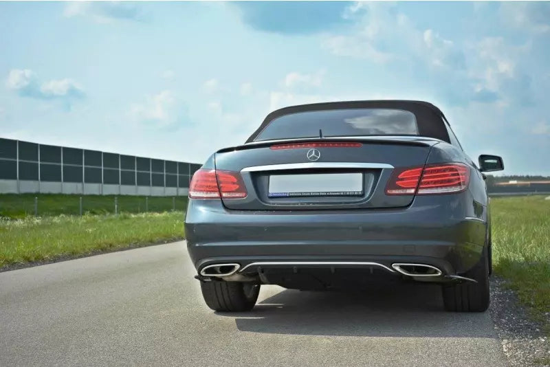 Maxton Design Heckdiffusor für Mercedes E-Klasse W212 Hochglanz schwarz – Ansicht 1