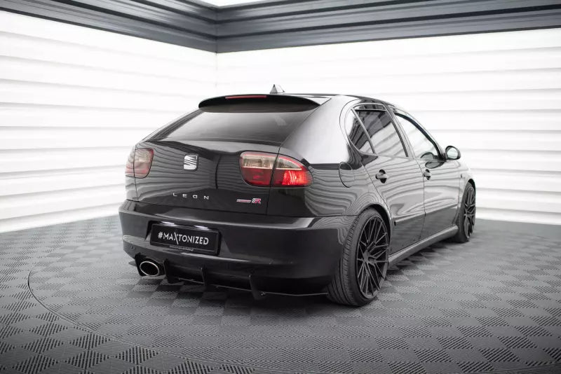 Maxton Design Street Pro Heckdiffusor für Seat Leon 1 (Typ 1M1) Cupra – Ansicht 2