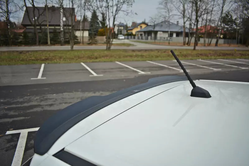Maxton Design Heckspoiler Lippe für Ssangyong Tivoli Hochglanz schwarz – Ansicht 3