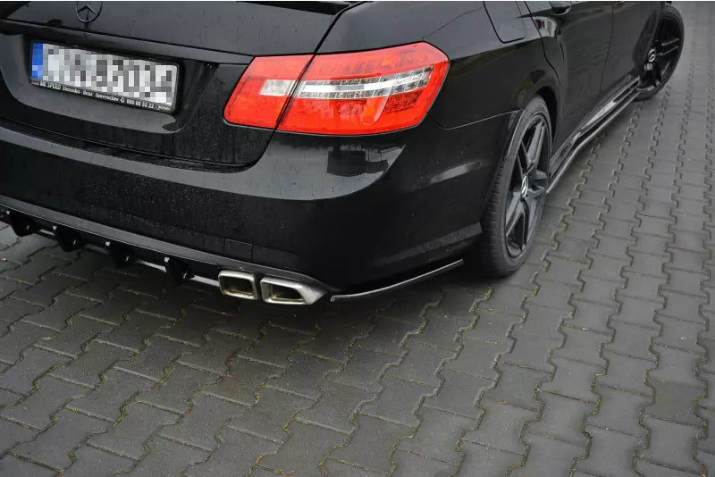 Maxton Design Diffusor Flaps für Mercedes E63 AMG W212 Hochglanz schwarz – Ansicht 1