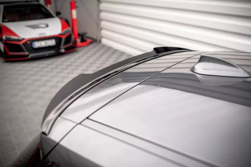 Maxton Design Heckspoiler Lippe V.2 für BMW 1er F20 / F21 M Power Facelift Hochglanz schwarz – Ansicht 3