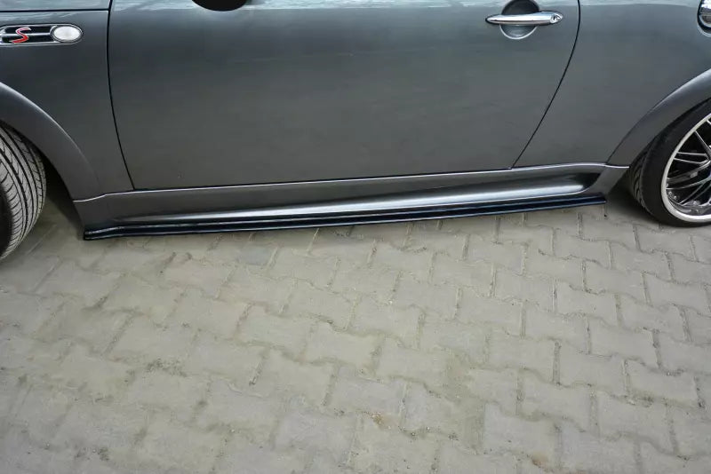 Maxton Design Seitenschweller (Paar) für Mini R53 Cooper S JCW Hochglanz schwarz – Ansicht 2