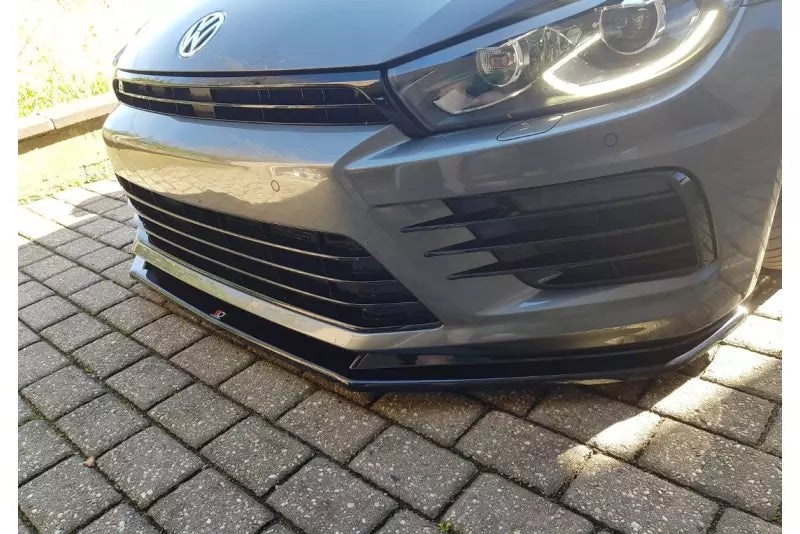 Maxton Design Frontlippe V.1 für VW Scirocco 3 R Facelift Hochglanz schwarz – Ansicht 3