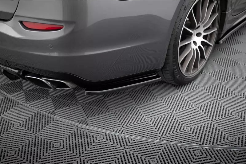 Maxton Design Diffusor Flaps für Maserati Quattroporte VI Mk6 Hochglanz schwarz – Ansicht 1