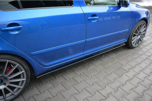 Maxton Design Seitenschweller (Paar) für Skoda Octavia RS 2 II 1Z Facelift Hochglanz schwarz – Ansicht 1