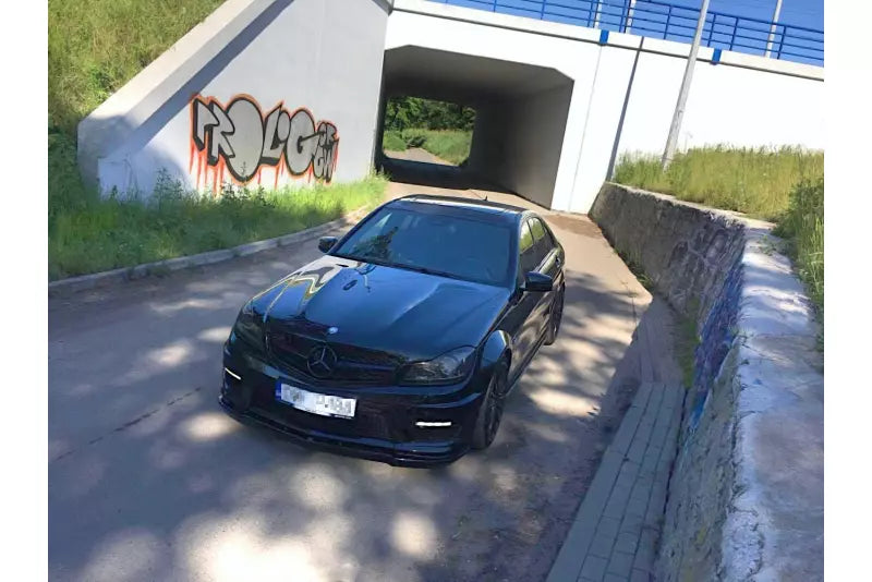 Maxton Design Frontlippe für Mercedes C-Klasse C63 AMG W204 Facelift Hochglanz schwarz – Ansicht 4