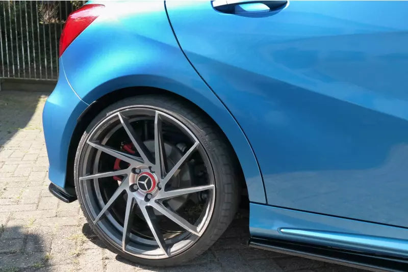 Maxton Design Diffusor Flaps für Mercedes W176 AMG-Line Hochglanz schwarz – Ansicht 4